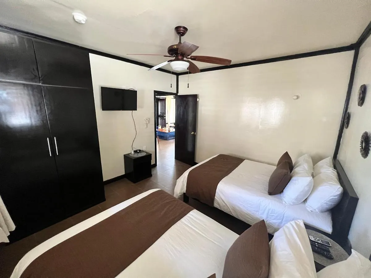 Hotel Villa Marcela Calderitas